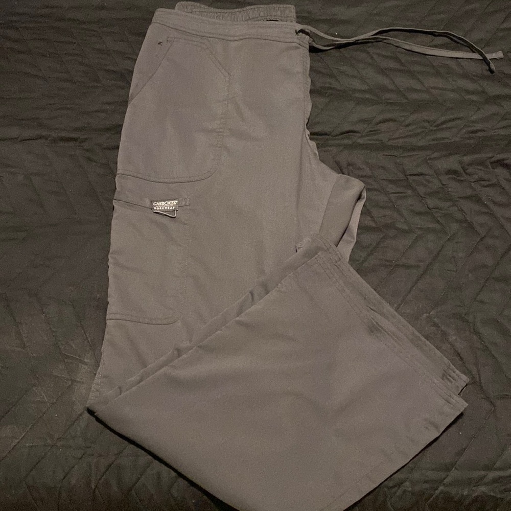 Womens Cherokee Revolution Scrub Set